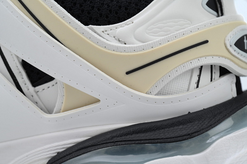 【DA0P7】白黑 巴黎3代时尚复古低帮跑鞋 Balenciaga Track Sneaker White Black