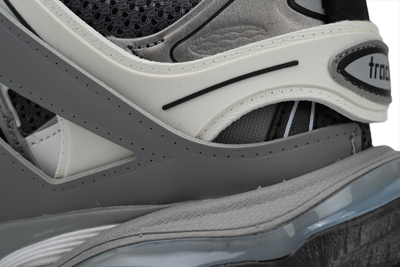 【DA0P7】灰白黑 巴黎3代时尚复古低帮跑鞋 Balenciaga Track Sneaker Grey White Black
