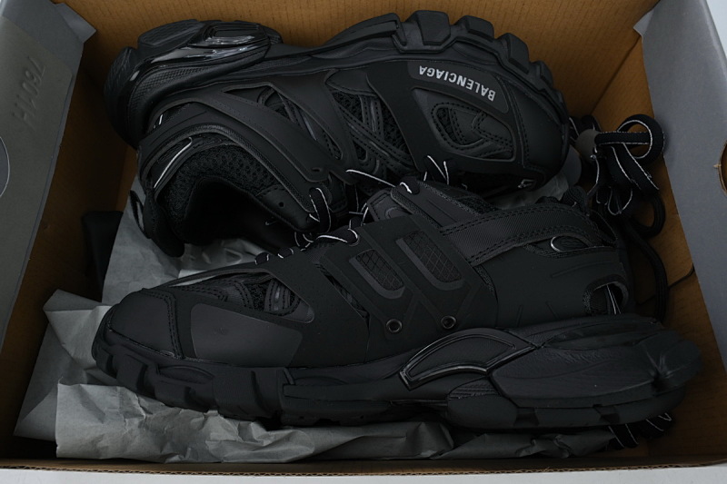 【DA0P7】黑色-1 巴黎3代时尚复古低帮跑鞋 Balenciaga Track Sneaker Black