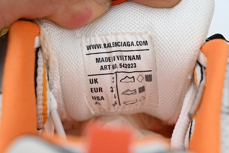 【DA0P7】白橘 巴黎3代时尚复古低帮跑鞋 Balenciaga Track Sneaker White Orange