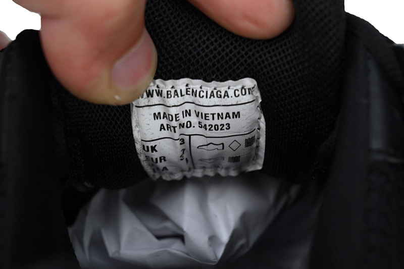 【DA0P7】全黑 巴黎3代时尚复古低帮跑鞋 Balenciaga Track Sneaker Black