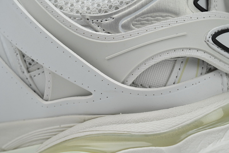 【DA0P7】白色 巴黎3代时尚复古低帮跑鞋 Balenciaga Track Sneaker White