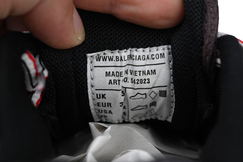 【DA0P7】黑红 巴黎3代时尚复古低帮跑鞋 Balenciaga Track Sneaker Black and Red