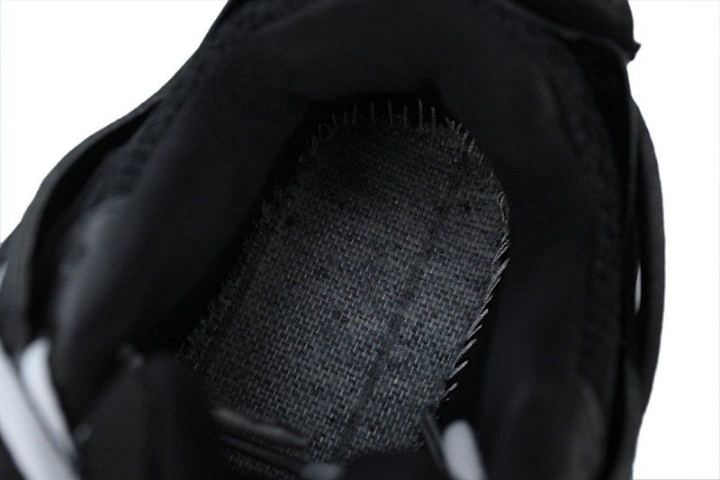 【DA0P7】黑白 巴黎3代时尚复古低帮跑鞋 Balenciaga Track Sneaker Black and White