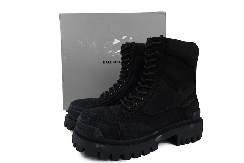 【EA7ET】黑色 巴黎世家 厚底马丁靴休闲军靴德比靴鞋 Balenciaga Strike Black