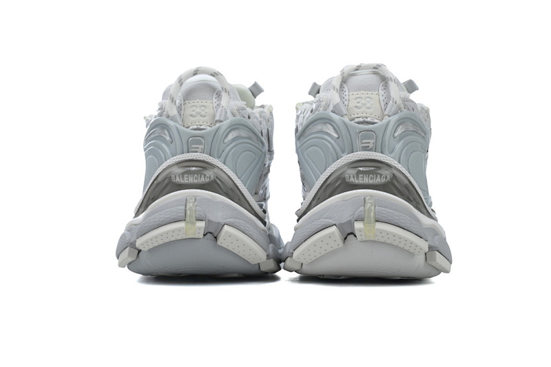 【CA1P7】米浅蓝 巴黎世家7代减震运动跑步鞋 677402 W3RB2 8100 Balenciaga Runner Mi Light Blue