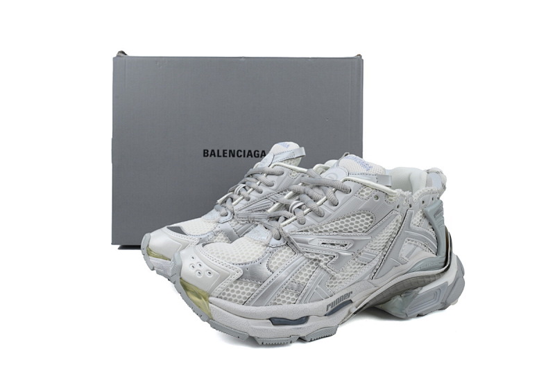 【CA1P7】米浅蓝 巴黎世家7代减震运动跑步鞋 677402 W3RB2 8100 Balenciaga Runner Mi Light Blue
