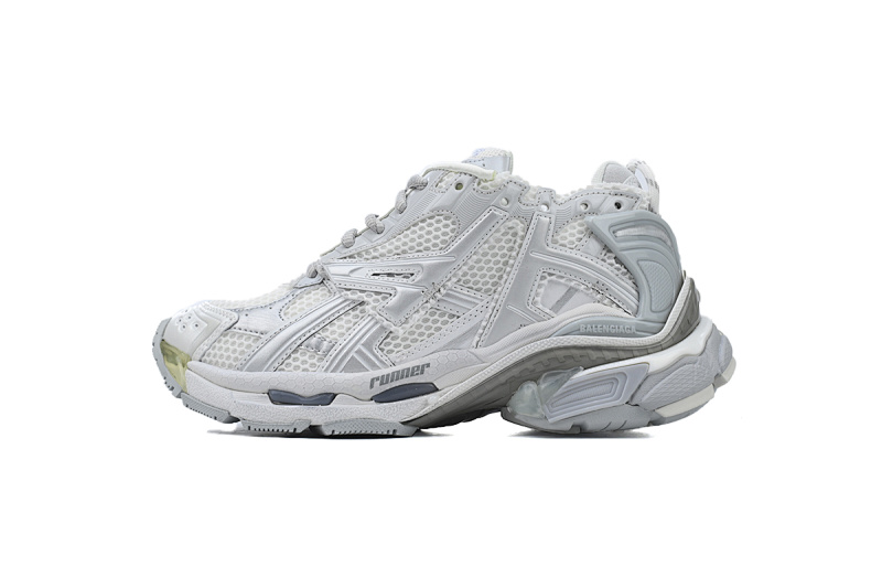 【CA1P7】米浅蓝 巴黎世家7代减震运动跑步鞋 677402 W3RB2 8100 Balenciaga Runner Mi Light Blue