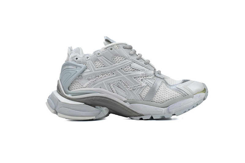 【CA1P7】米浅蓝 巴黎世家7代减震运动跑步鞋 677402 W3RB2 8100 Balenciaga Runner Mi Light Blue