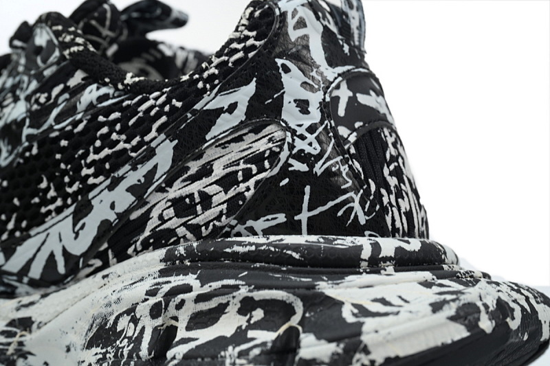 【DA0LJ】黑涂鸦-45 巴黎10代跑鞋 734731 W3XDC 0236 Balenciaga Luminous Black Graffiti