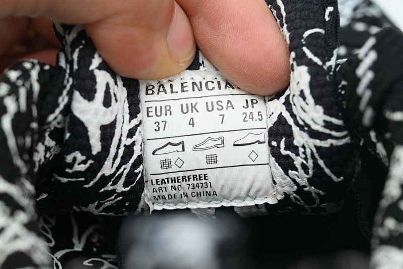 【DA0LJ】黑涂鸦-45 巴黎10代跑鞋 734731 W3XDC 0236 Balenciaga Luminous Black Graffiti