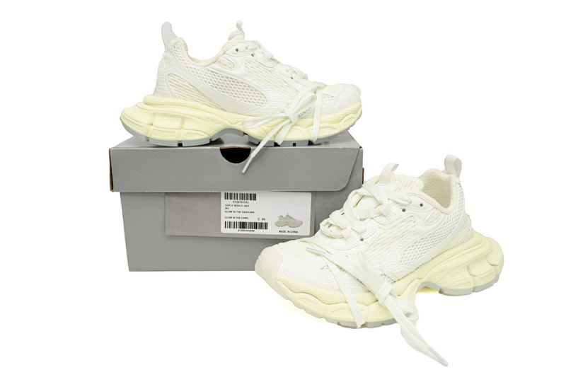 【DA0LJ】夜光白-32 巴黎10代跑鞋 734731 W3XLG 9001 Balenciaga Luminous white
