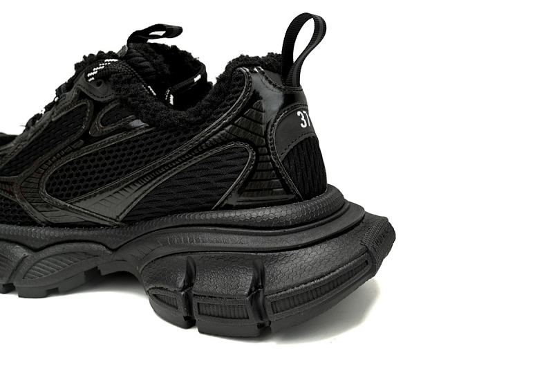 【DA5AH】全黑冰绒  巴黎3XL冰爪 加绒版 户外概念跑鞋 734734 W3XL2 1000 Balenciaga Black