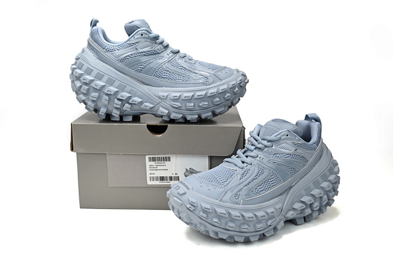 【EA0LJ】浅蓝-13 巴黎轮胎鞋 685611 W2RAM 0615 Balenciaga Defender Black Light Blue