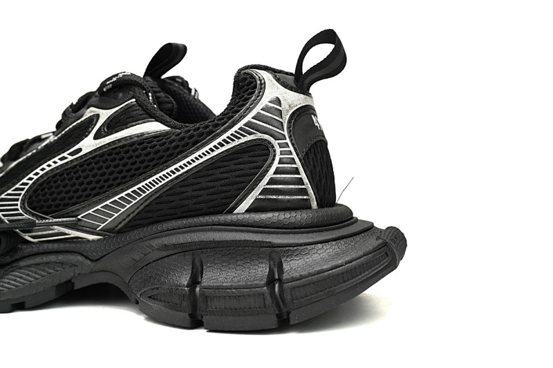 【CA5AH】黑白 巴黎10代做旧 户外概念跑鞋542228 W2RB8 1090 Balenciaga Black And White