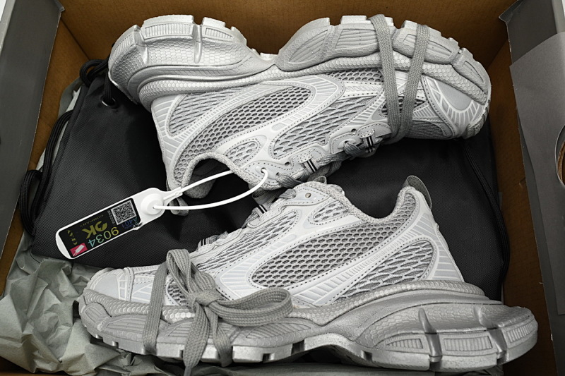 【DA0LJ】浅灰-23 巴黎10代跑鞋 734731 W3XLR 1281 Balenciaga Silver Light Gray