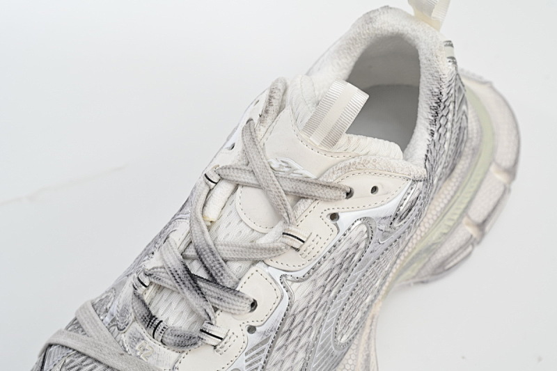 【DA0LJ】白色-8 巴黎10代跑鞋 542229 W1RB5 0101 Balenciaga Silver White