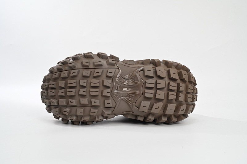 【EA0LJ】棕色-11 巴黎轮胎鞋 685611 W3RBS 2408 Balenciaga Defender Black Brown