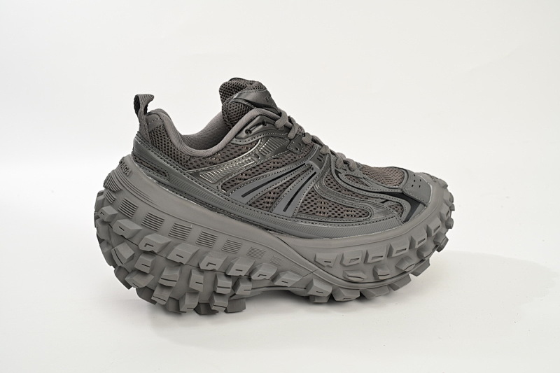 【EA0LJ】黑灰-10 巴黎轮胎鞋 685611 W2RA6 3000 Balenciaga Defender Black Gray