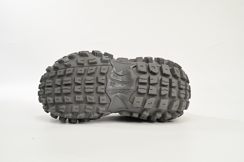【EA0LJ】黑灰-10 巴黎轮胎鞋 685611 W2RA6 3000 Balenciaga Defender Black Gray