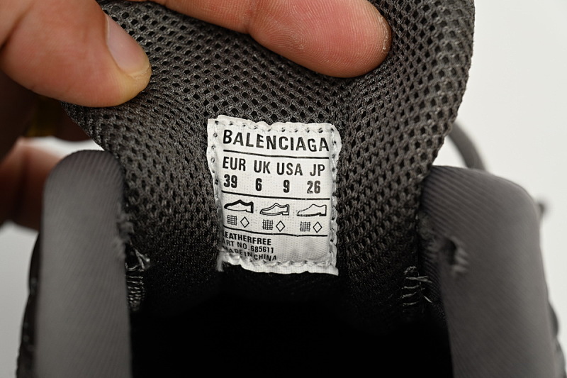 【EA0LJ】黑灰-10 巴黎轮胎鞋 685611 W2RA6 3000 Balenciaga Defender Black Gray