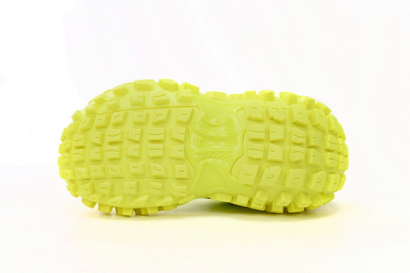 【EA0LJ】苹果绿-9 巴黎轮胎鞋 685613 W2RAB 7510 Balenciaga Defender Apple Green