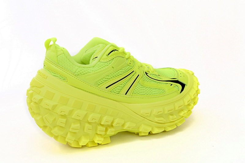 【EA0LJ】苹果绿-9 巴黎轮胎鞋 685613 W2RAB 7510 Balenciaga Defender Apple Green