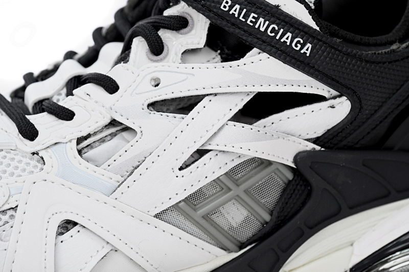 【EA0LL】黑白-23 巴黎4代时尚跑鞋 568614 W2GN3 1090 Balenciaga Track 2 Sneaker Black And White