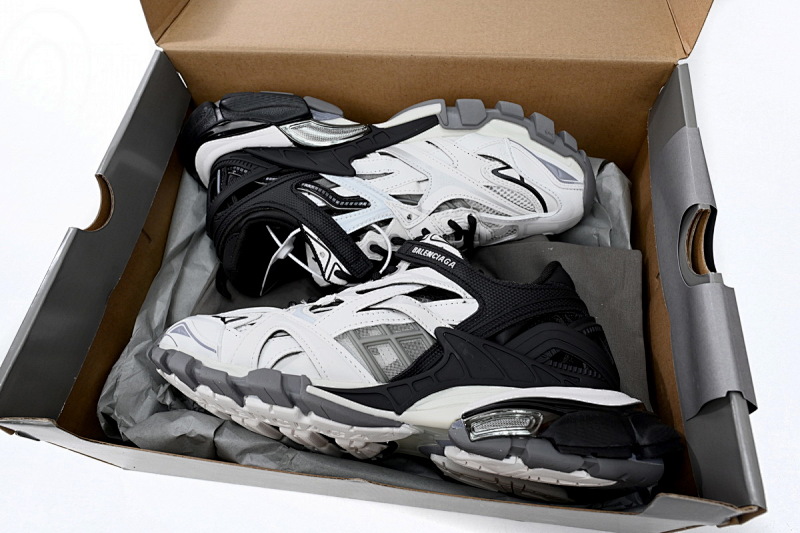 【EA0LL】黑白-23 巴黎4代时尚跑鞋 568614 W2GN3 1090 Balenciaga Track 2 Sneaker Black And White