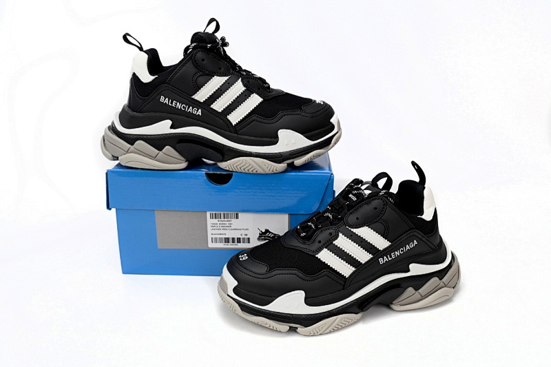 yupoo_372328_274568f6.jpg 【CA0LJ】AD黑白杠-2 巴黎1代复古老爹鞋 712764 W2ZB2 1090 adidas x Balenciaga Triple S Black And White Bars