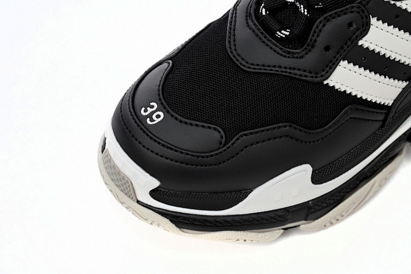 yupoo_372328_cecd775c.jpg 【CA0LJ】AD黑白杠-2 巴黎1代复古老爹鞋 712764 W2ZB2 1090 adidas x Balenciaga Triple S Black And White Bars