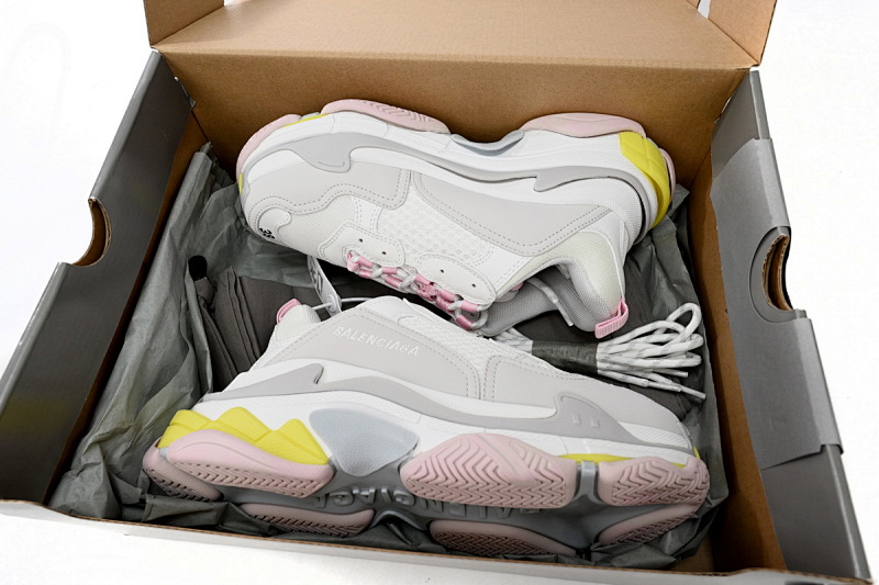【CA0LJ】浅粉色-83 巴黎1代复古老爹鞋 524039 W2FW4 7541 Balenciaga Triple Light Pink