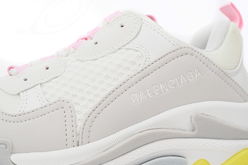 【CA0LJ】浅粉色-83 巴黎1代复古老爹鞋 524039 W2FW4 7541 Balenciaga Triple Light Pink