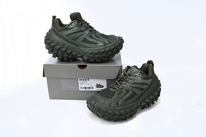 【EA0LJ】墨绿-7 巴黎轮胎鞋 685611 W2RA6 3000 Balenciaga Defender Blackish Green