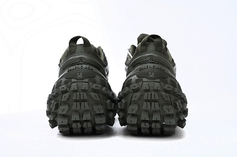 【EA0LJ】墨绿-7 巴黎轮胎鞋 685611 W2RA6 3000 Balenciaga Defender Blackish Green