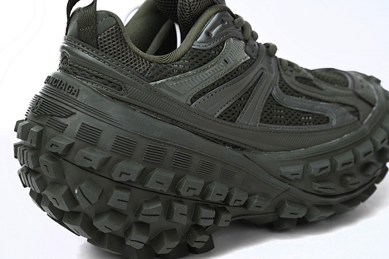 【EA0LJ】墨绿-7 巴黎轮胎鞋 685611 W2RA6 3000 Balenciaga Defender Blackish Green
