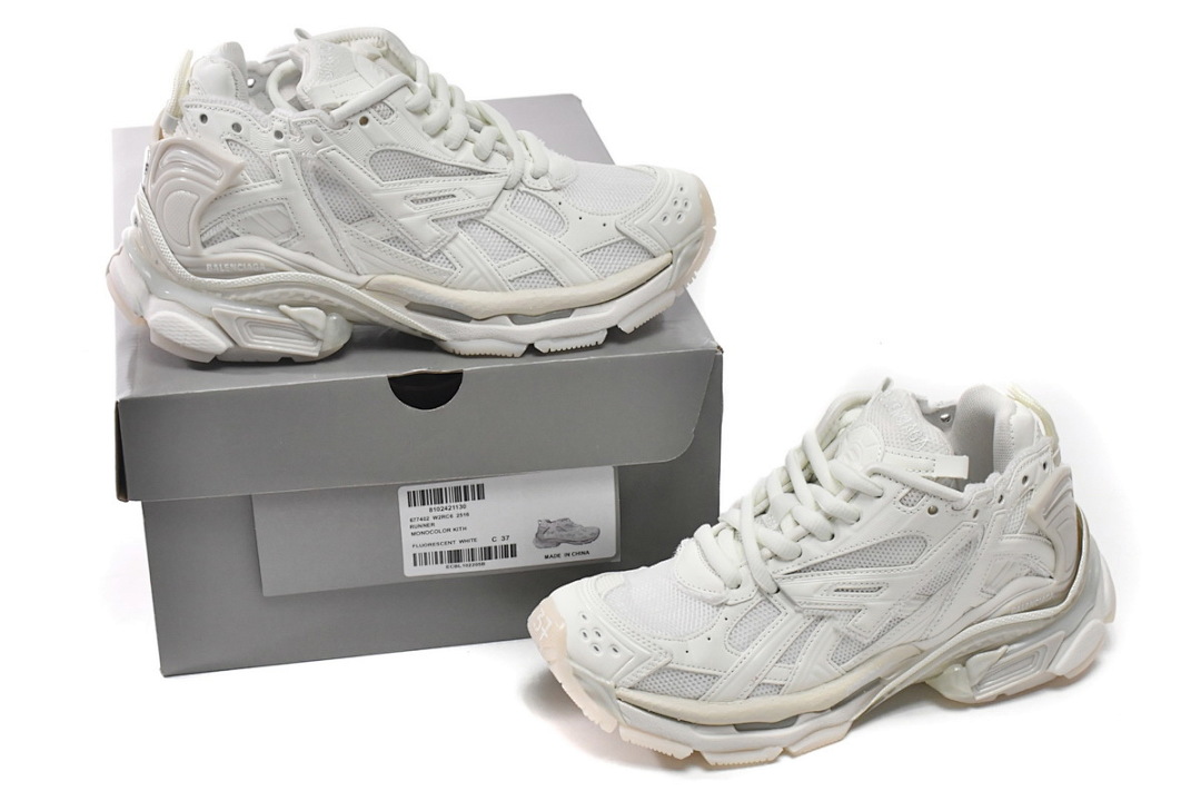 yupoo_373468_ebb0f4f7.jpg 【EA5LJ】夜光-15 巴黎世家7代减震运动跑步鞋 Balenciaga Runner Luminous Color