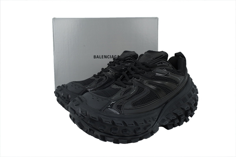 【EA0LJ】黑色-2 巴黎轮胎鞋 685613 W2RA6 1000 Balenciaga Defender Black