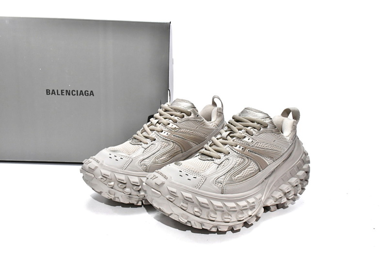 【EA0LJ】卡其-3 巴黎轮胎鞋 685611 W2RA6 9700 Balenciaga Defender Beige