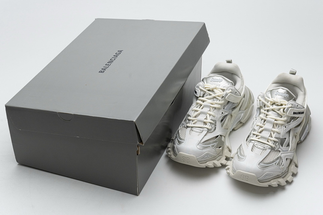 【EA0LL】纯白 巴黎4代时尚跑鞋 570391 W2GN2 9000 Balenciaga Track 2 Sneaker White