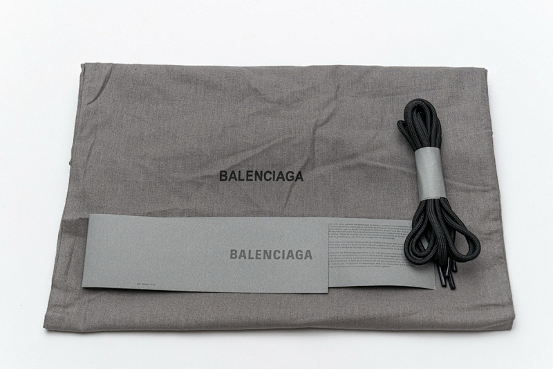 【EA0LL】黑色 巴黎4代时尚跑鞋 570391 W2GN1 1000 Balenciaga Track 2 Sneaker Black