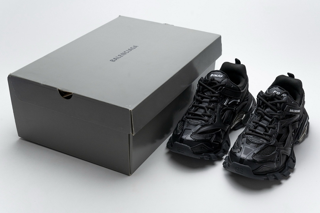 【EA0LL】黑色 巴黎4代时尚跑鞋 570391 W2GN1 1000 Balenciaga Track 2 Sneaker Black