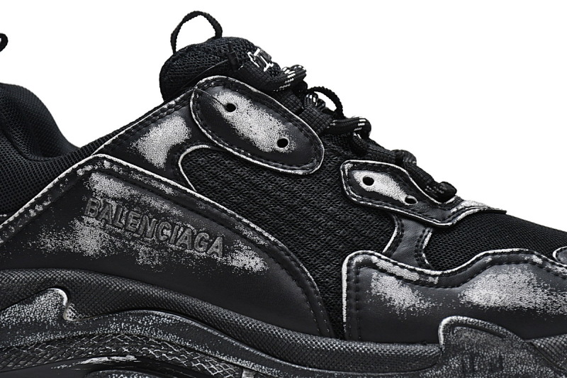 【CA0LJ】脏脏黑 巴黎世家8层组合TPU复古鞋 524039 WN3 1000 Balenciaga Triple S Black