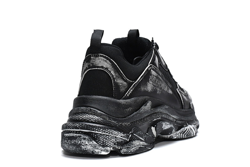 【CA0LJ】脏脏黑 巴黎世家8层组合TPU复古鞋 524039 WN3 1000 Balenciaga Triple S Black