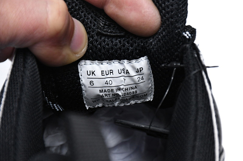 【CA0LJ】脏脏黑 巴黎世家8层组合TPU复古鞋 524039 WN3 1000 Balenciaga Triple S Black
