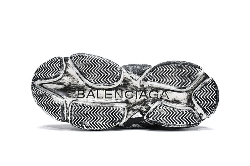 【CA0LJ】脏脏黑 巴黎世家8层组合TPU复古鞋 524039 WN3 1000 Balenciaga Triple S Black