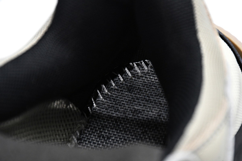 【CA0LJ】香草色 巴黎世家8层组合TPU复古鞋 536737 W09O6 9787 Balenciaga Triple S Vanilla Color