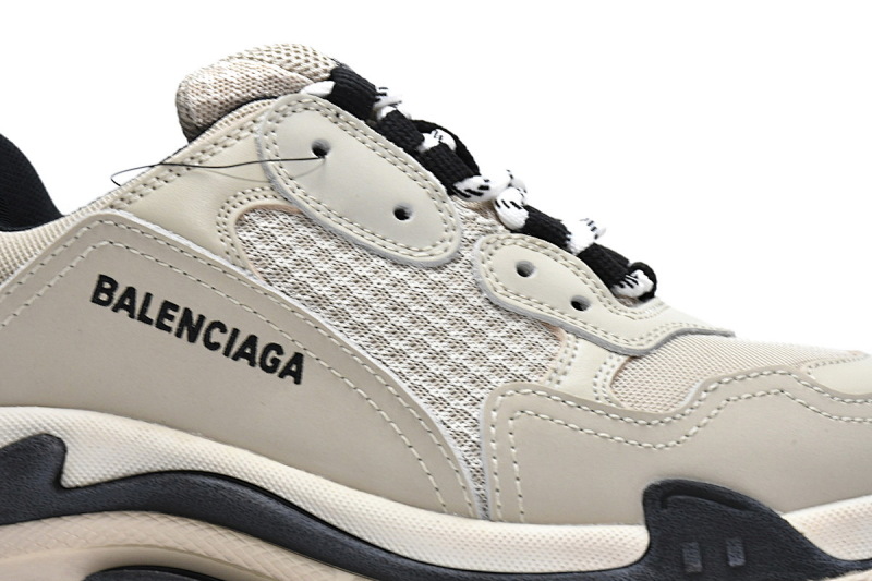 【CA0LJ】香草色 巴黎世家8层组合TPU复古鞋 536737 W09O6 9787 Balenciaga Triple S Vanilla Color
