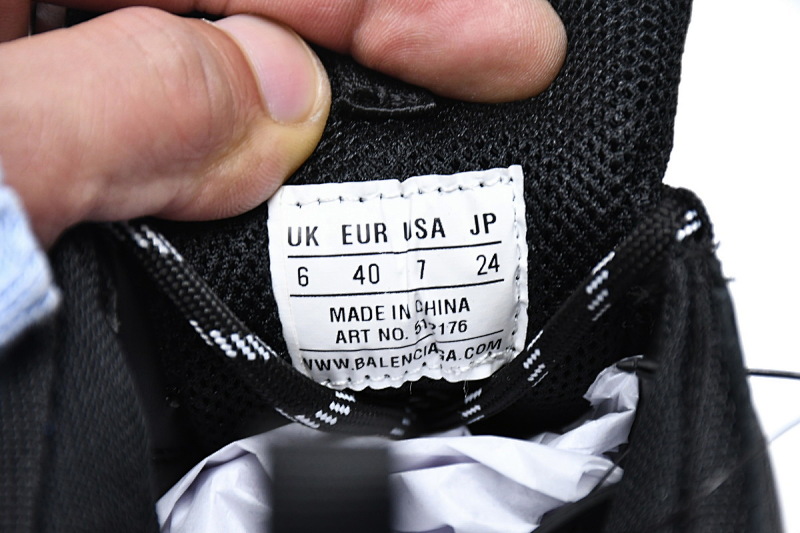 【CA0LJ】全黑不做旧 巴黎世家8层组合TPU复古鞋 541624 W0901 1100 Balenciaga Triple S Black