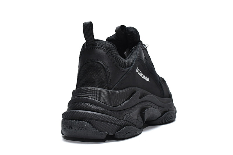 【CA0LJ】全黑不做旧 巴黎世家8层组合TPU复古鞋 541624 W0901 1100 Balenciaga Triple S Black